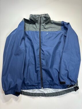 Froggs Toggs Men's Blue & Gray Lightweight Rain Jacket